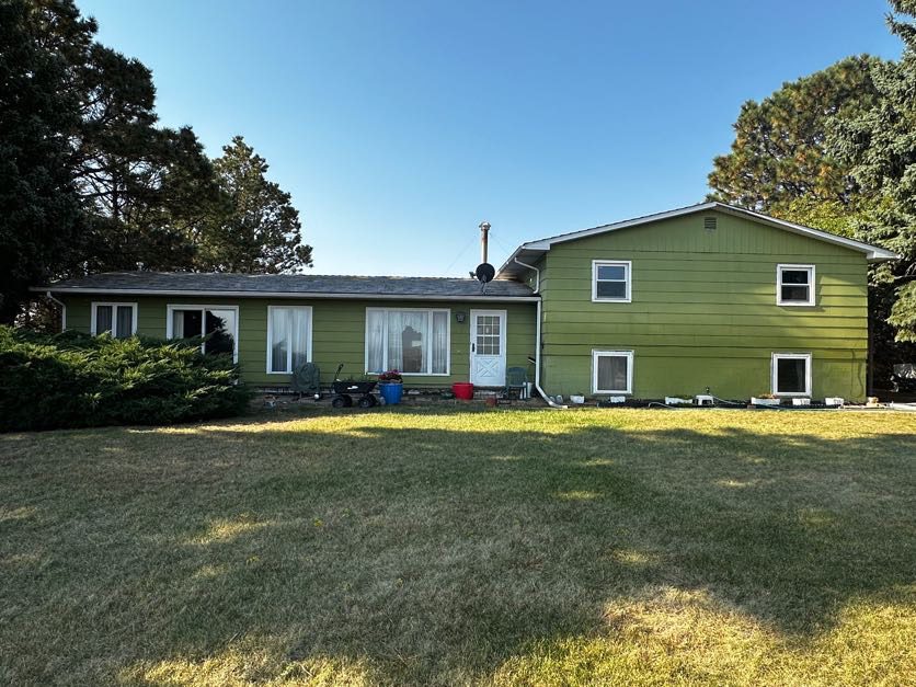 mullen homestead acreage in hooker county nebraska rural living home pasture listed by faith correll and dallas dodson of agri affiliates real estate north platte