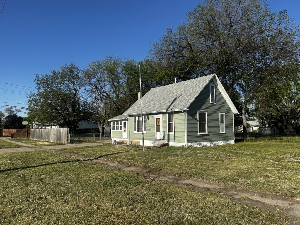 702 west 9th north platte nebraska residential real estate lincoln county listed by mike polk and faith correll of agri affiliates