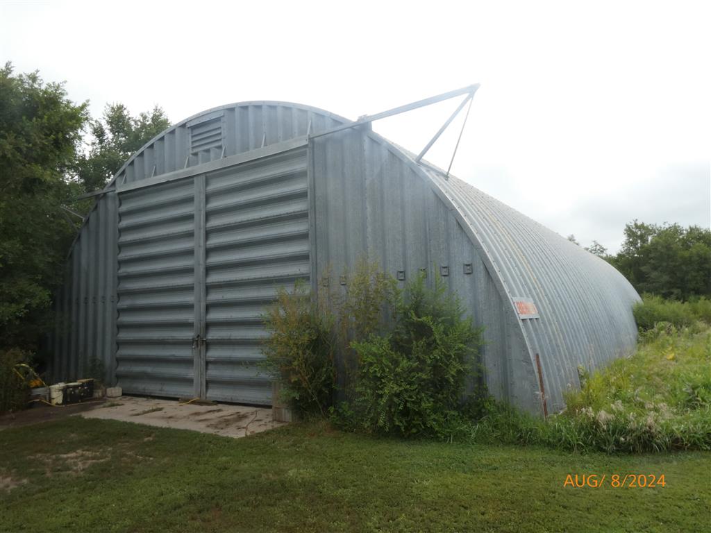clay county commercial storage bin facility steel quonset for rent in nebraska listed by agri affiliates real estate professional jeff parr in hastings ne