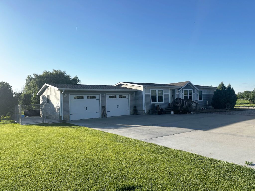 901 west elm street lexington nebraska acreage home for sale listed by faith correll and dan muirhead of agri affiliates north platte